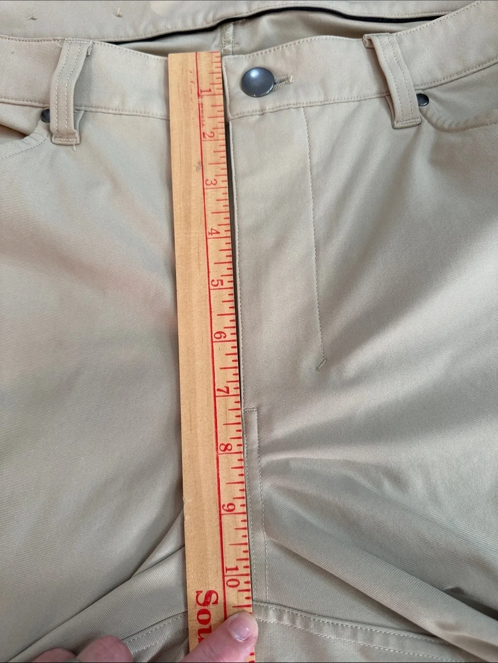 Lululemon Beige Cropped Performance Pants Size Approx 14
